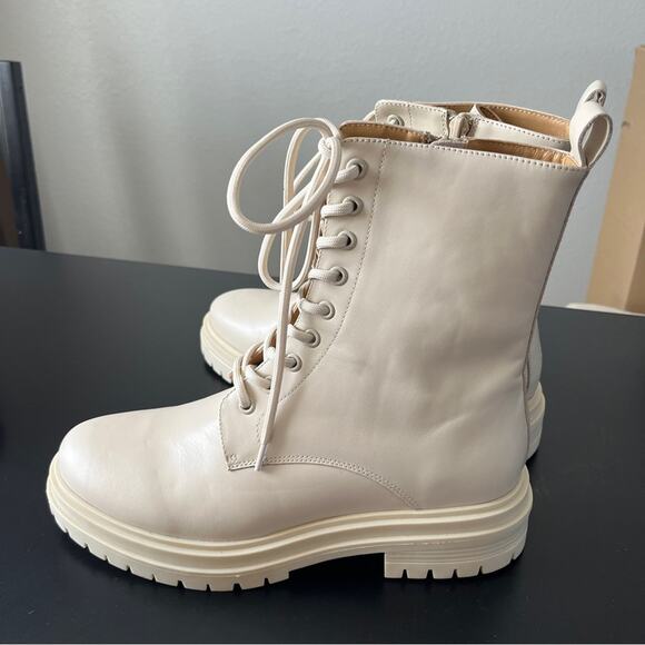 NWT Tony Bianco Lug Sole Lace Up Boots Cream - Picture 7 of 12